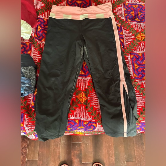 Selling all my inspire crops only worn a few times. Excellent quality. - Picture 6 of 8